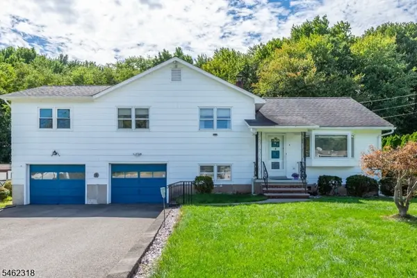 4 Sycamore Pl, Fairfield Twp., NJ 07004