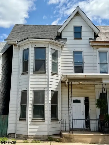 507 S Main St, Phillipsburg Town, NJ 08865