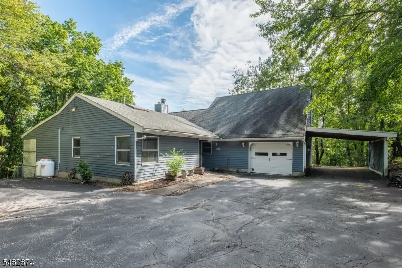 30 Shale Hill Rd, Wantage, NJ 07461 - #1