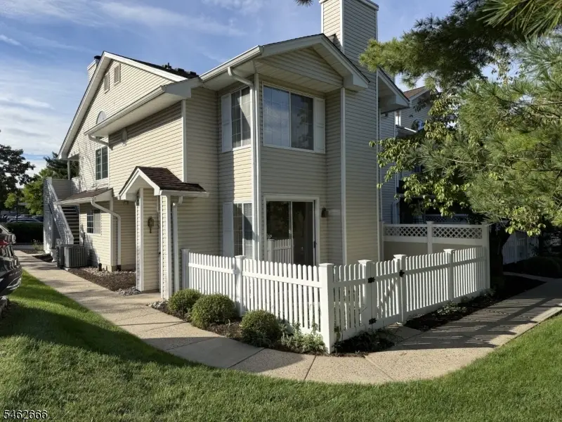 79 Academy Court Ondo #79, The Hills, NJ 07921 - #2
