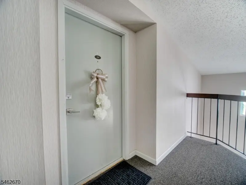 196 Drake Ln #196, Roxbury, NJ 07852 - #3