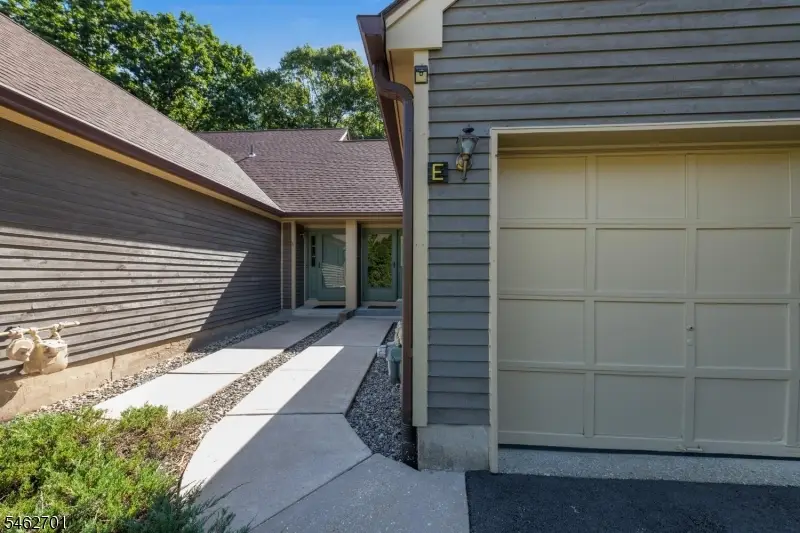 8E New Bedford Rd #E, West Milford, NJ 07480 - #1