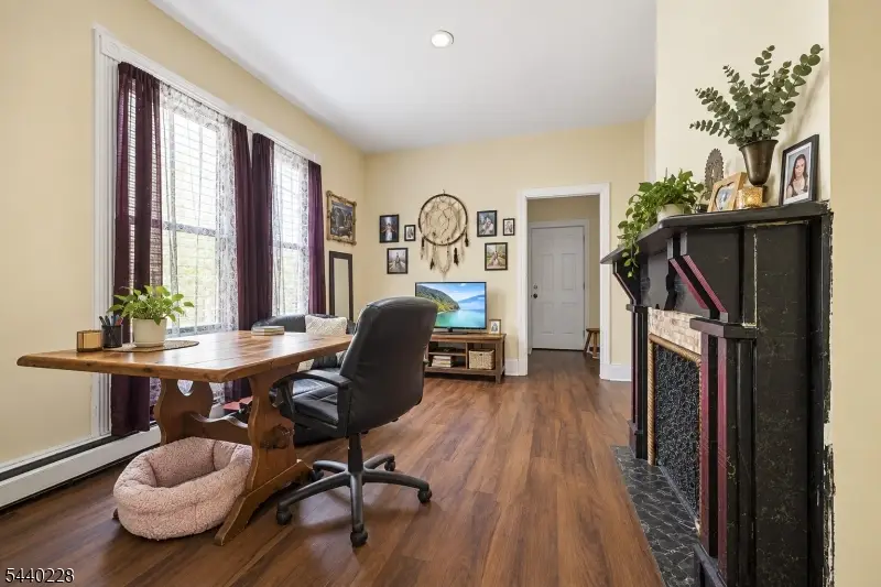 246 Spring St, Newton, NJ 07860 - #2