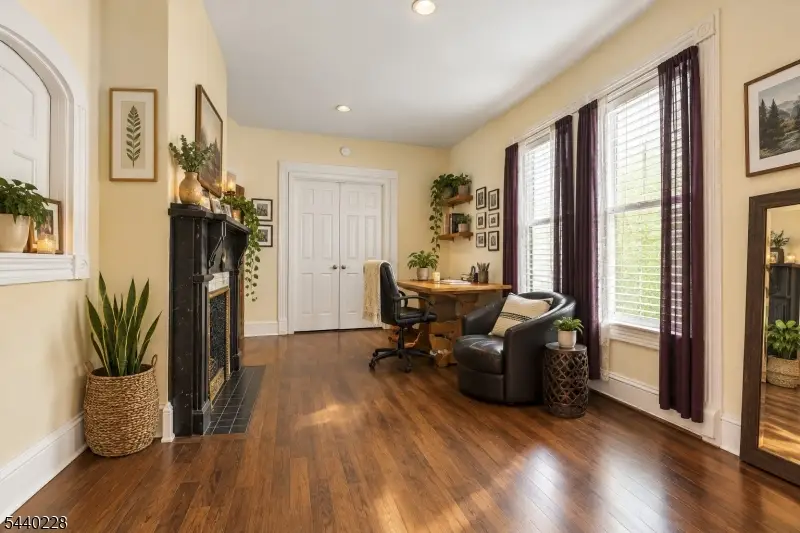 246 Spring St, Newton, NJ 07860 - #3