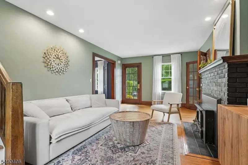 548 Hort St, Westfield, NJ 07090 - #3
