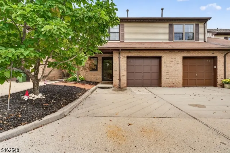 11 Amy Ct, Lebanon, NJ 08833 - #1