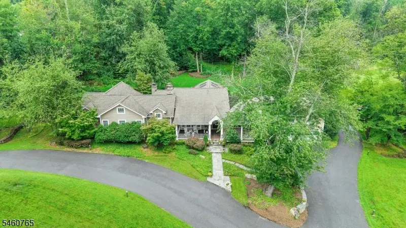 11 Schoolhouse Ln, Mendham, NJ 07960 - #3