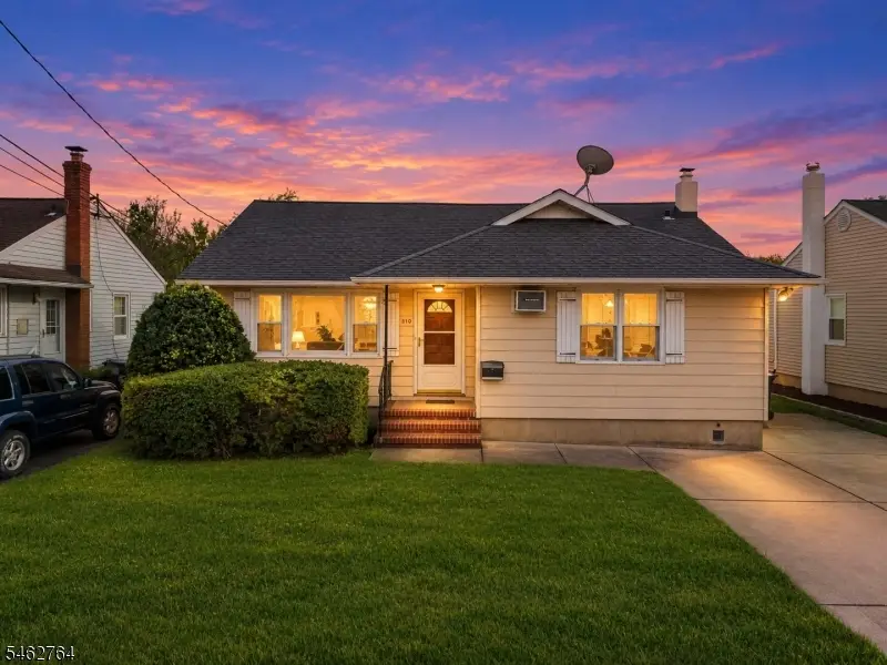 510 Verona Pl, Bound Brook, NJ 08805 - #1