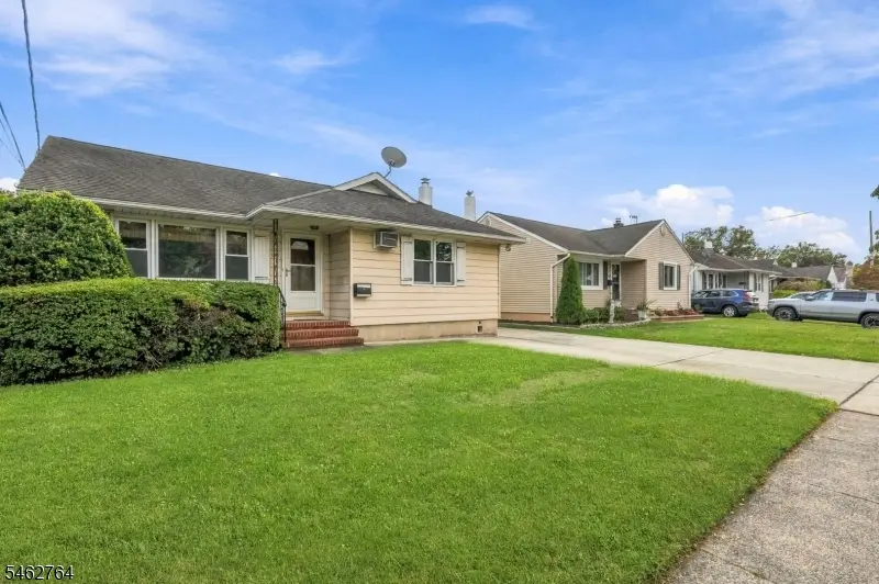 510 Verona Pl, Bound Brook, NJ 08805 - #3