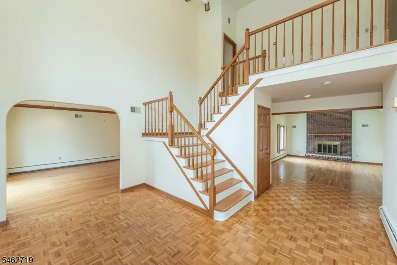 34 Silver Spring Ct, East Hanover, NJ 07936 - #3