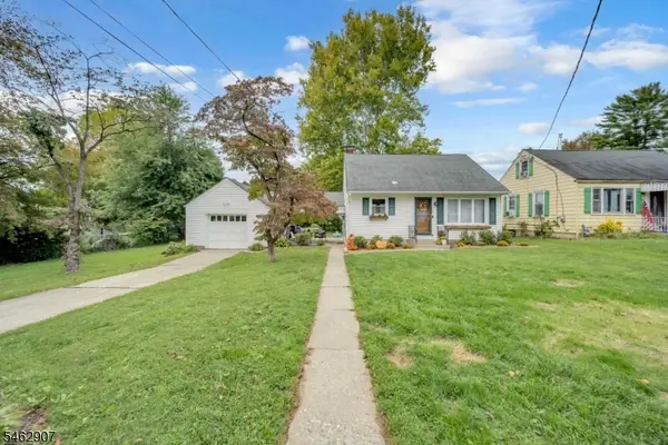 141 Liberty Blvd, Pohatcong Twp., NJ 08865