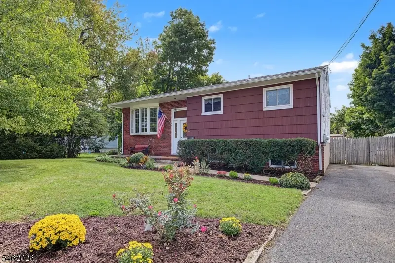 73 Centerton Dr, Parsippany Troy Hills, NJ 07054 - #1
