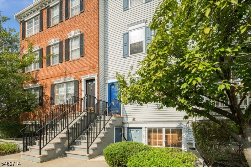 37 Vaughan Dr, Newark, NJ 07103 - #2