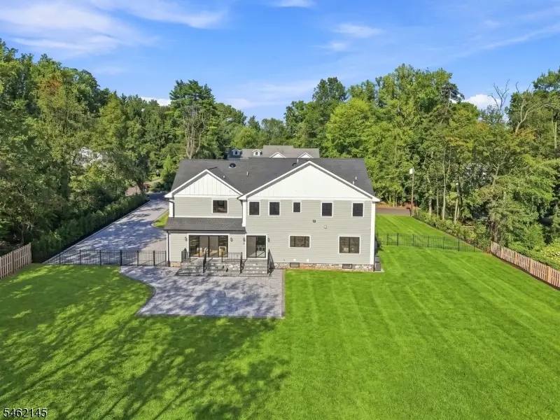 9 Blackbirch Rd, Scotch Plains, NJ 07076 - #3