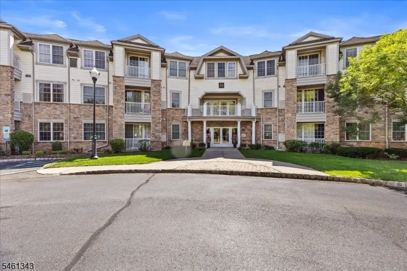 151 Victoria Dr #151, Bridgewater, NJ 08807 - #2