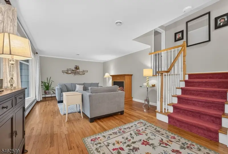 8 Molly Bee Rd, Raritan, NJ 08822 - #3