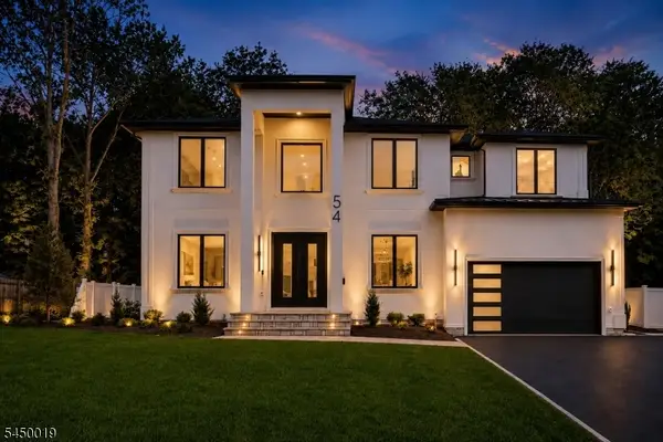 54 Martin Rd, Livingston Twp., NJ 07039