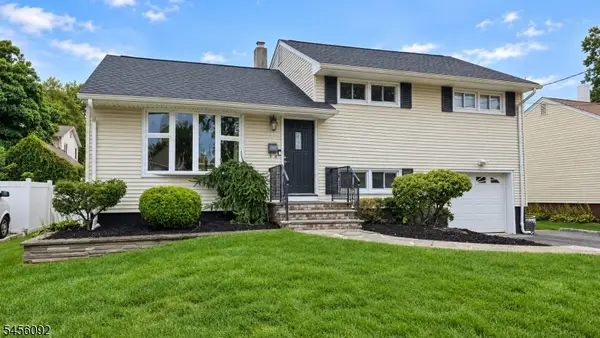 11 Eldorado Ct, Rochelle Park Twp., NJ 07662