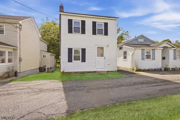 45 Mechanic St, Washington Boro, NJ 07882