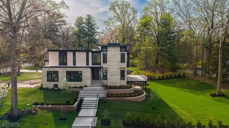 9 Far Brook Dr, Millburn, NJ 07078 - #3