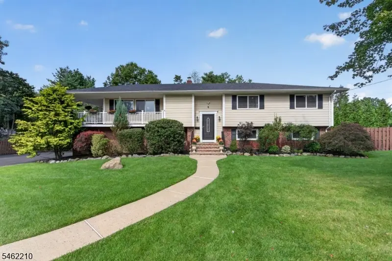 7 Crest Dr, East Hanover, NJ 07936 - #1