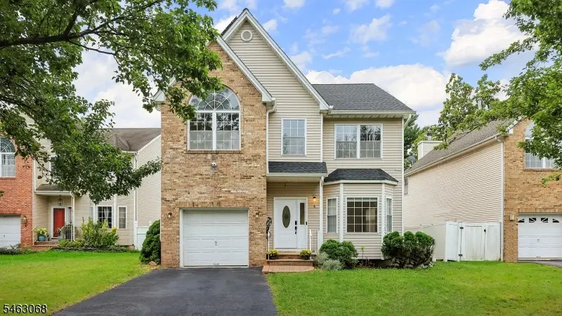 4 Paul Pl, Fanwood, NJ 07023 - #1