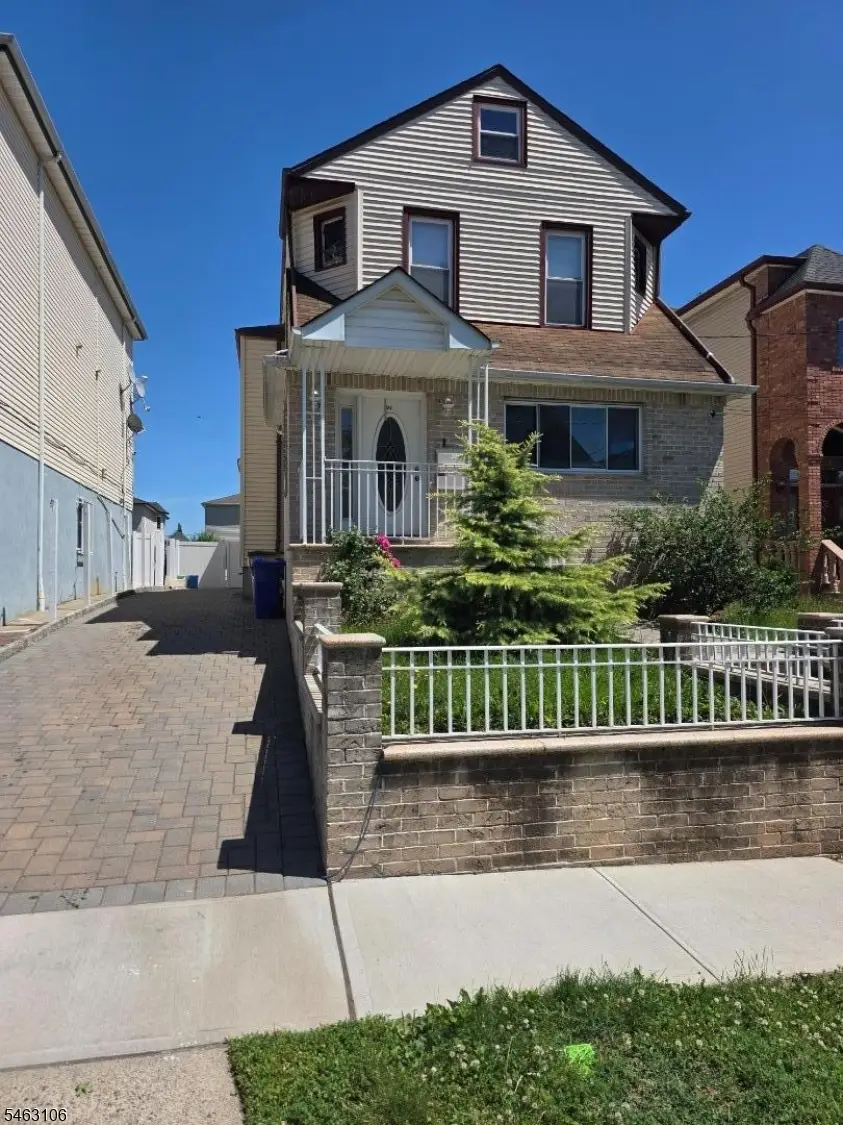 929 Adams Ave, Elizabeth, NJ 07201 - #1
