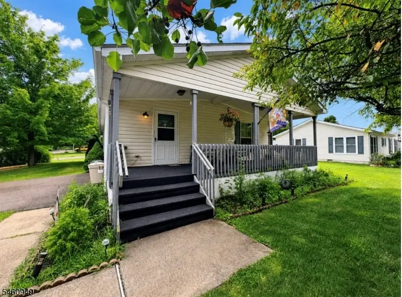 2 Post Road, White, NJ 07823 - #1