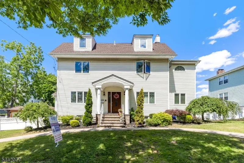 15 E Pierrepont Ave, Rutherford, NJ 07070 - #1