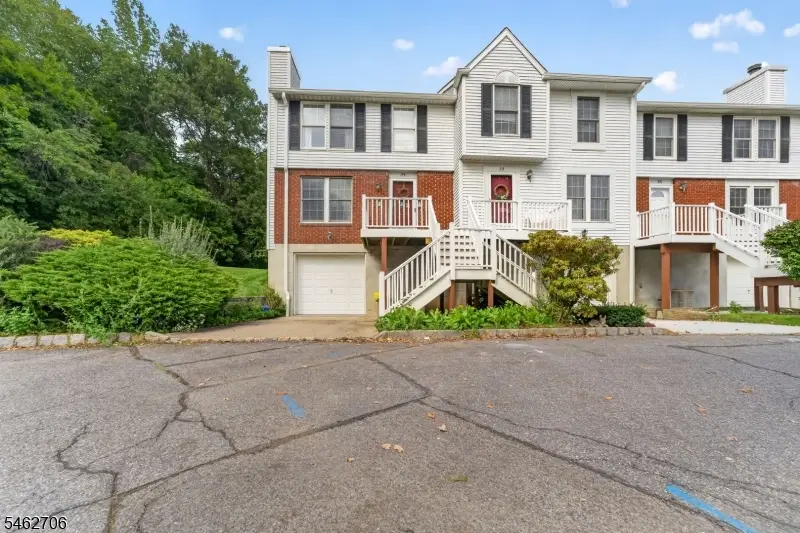 34 Cambridge, Oxford, NJ 07863 - #2