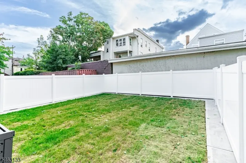 257 S 7th St, Newark, NJ 07103 - #3