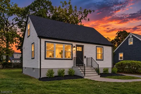 154 Oakmanor Pkwy, South Plainfield Boro, NJ 07080