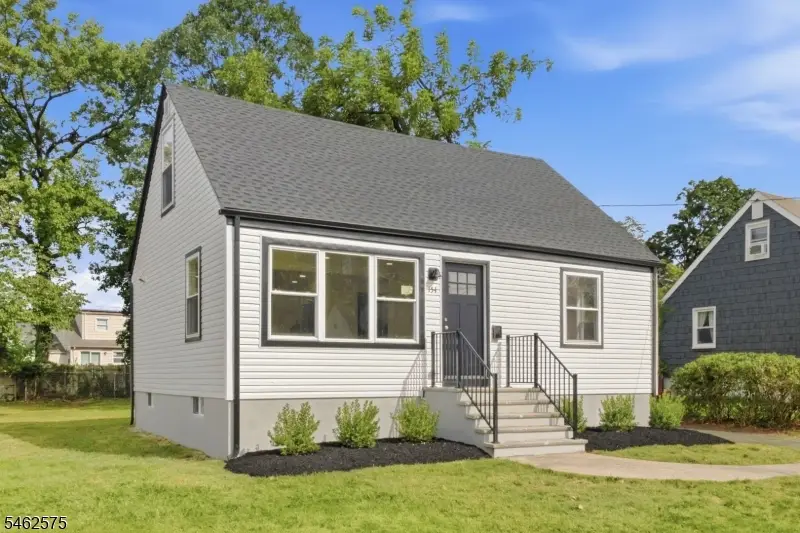 154 Oakmanor Pkwy, South Plainfield, NJ 07080 - #2
