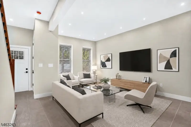 114 Peabody Pl, Newark, NJ 07104 - #3