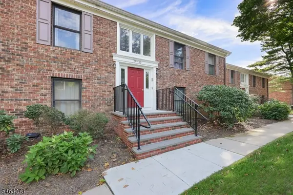 11 Sunrise Drive, Long Hill Twp., NJ 07933