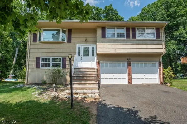 29 Downstream Dr, Mount Olive Twp., NJ 07836
