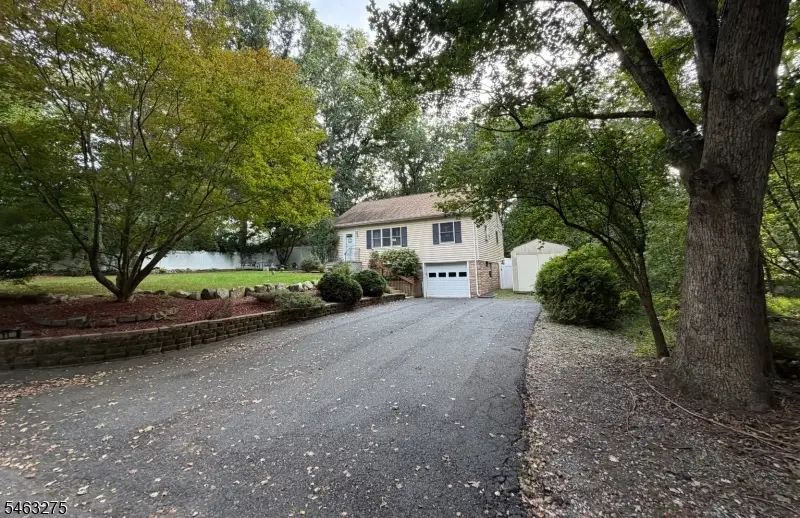 11 Richmond Rd, Byram, NJ 07874 - #1
