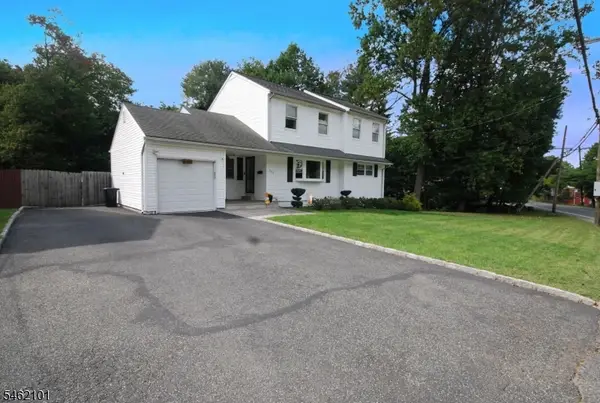 202 Long Hill Rd, Little Falls Twp., NJ 07424