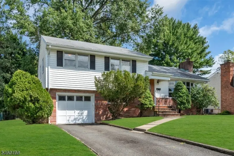 290 Arnold Ave, North Plainfield, NJ 07063 - #2