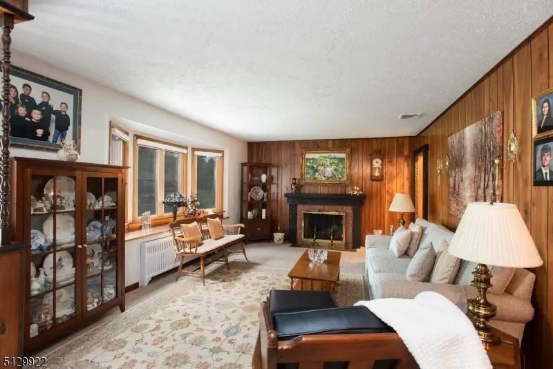 1 Renda Pl, Dunellen, NJ 08812 - #3