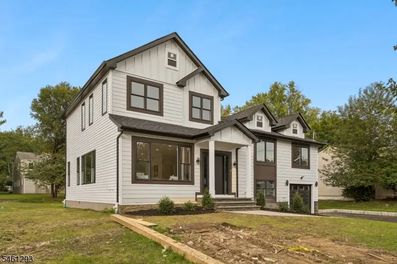 16 Alcott Dr, Livingston, NJ 07039 - #2