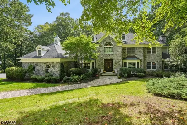 12 Cobblefield Dr, Bernardsville Boro, NJ 07924