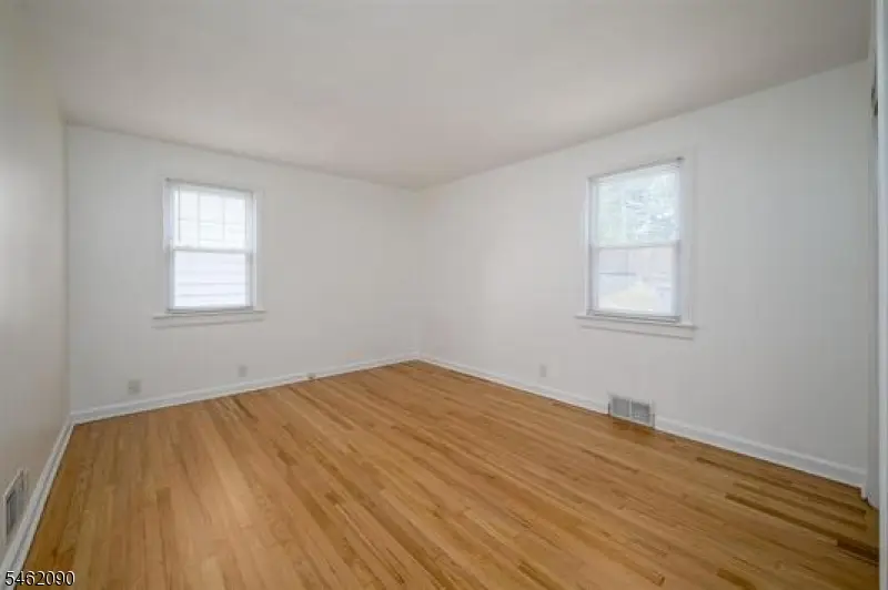 180 Mountainview Ave, Nutley, NJ 07110 - #1