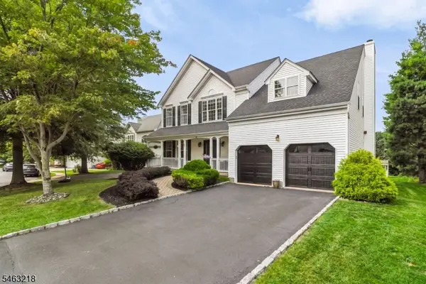36 Bluebird Way, Raritan Boro, NJ 08869