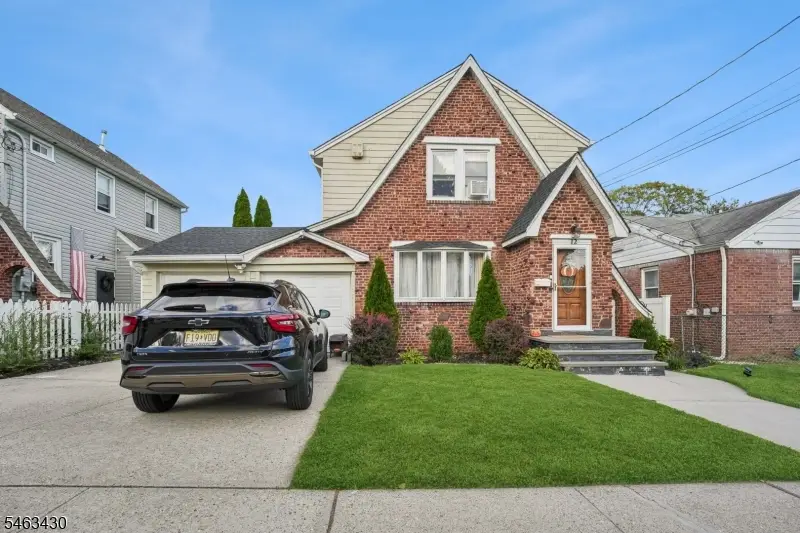 12 Silleck St, Clifton, NJ 07013 - #1