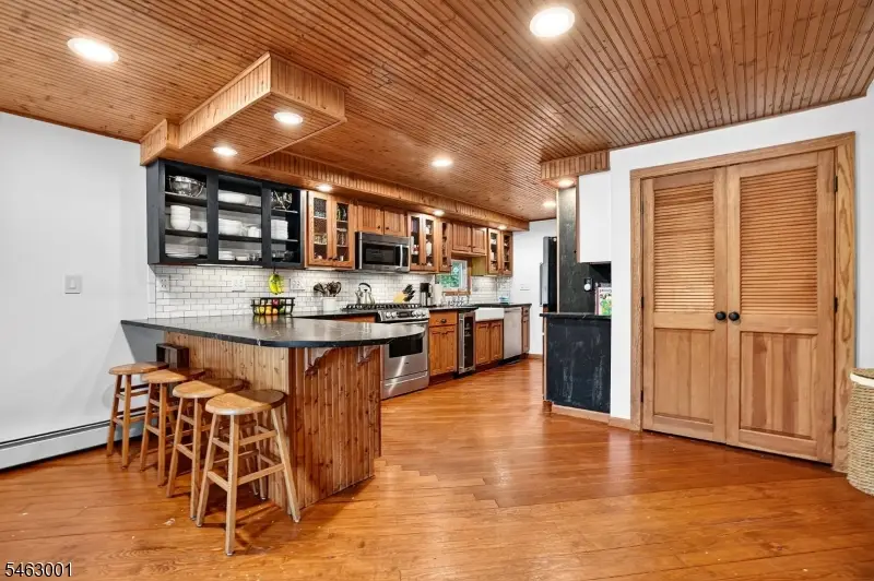 106 Demarest Rd, Bloomingdale, NJ 07403 - #3