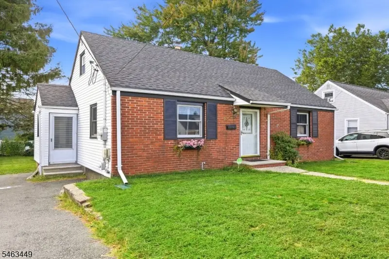 211 Martin Ave, Clifton, NJ 07012 - #1