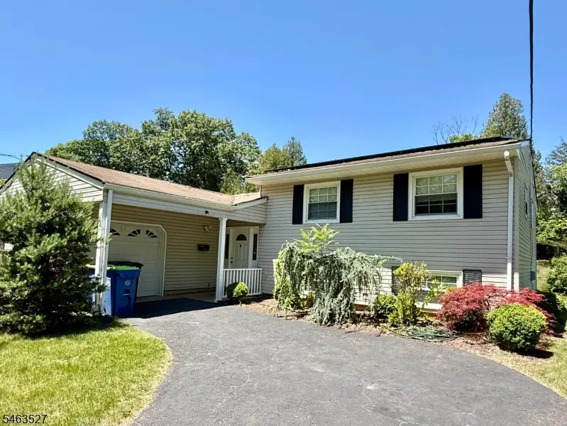 44 Drake Rd, Franklin, NJ 08873 - #2