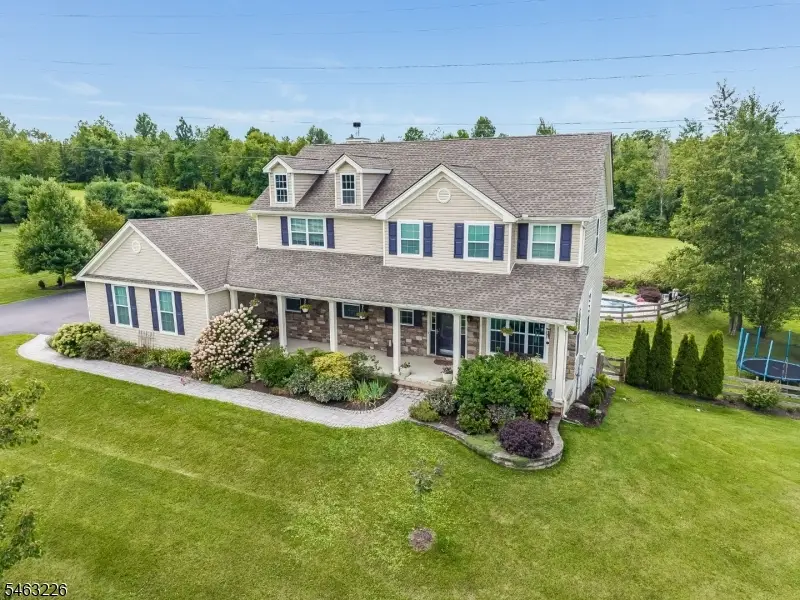 10 Highlands Way, Lopatcong, NJ 08865 - #2