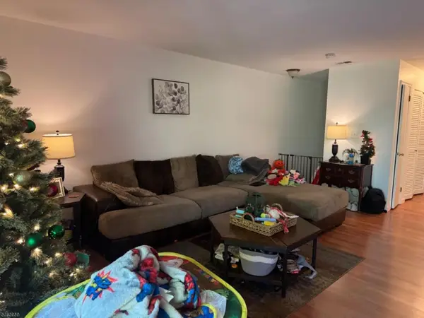 80 Wyndham Pl, Robbinsville Twp., NJ 08691